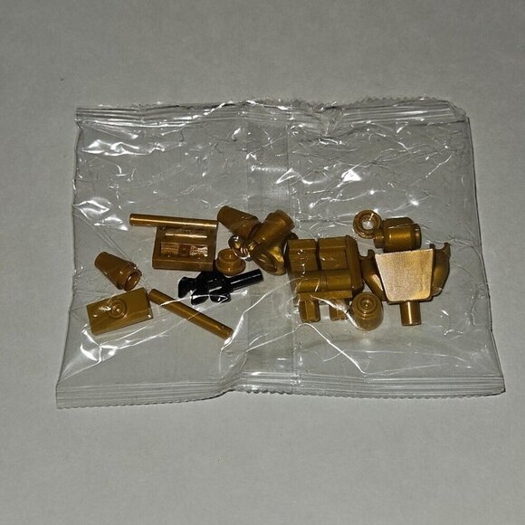 LEGO Harry Potter Advent Calendar 75964 House Crests Pedestal Gold Architect Fig - Picture 3 of 12